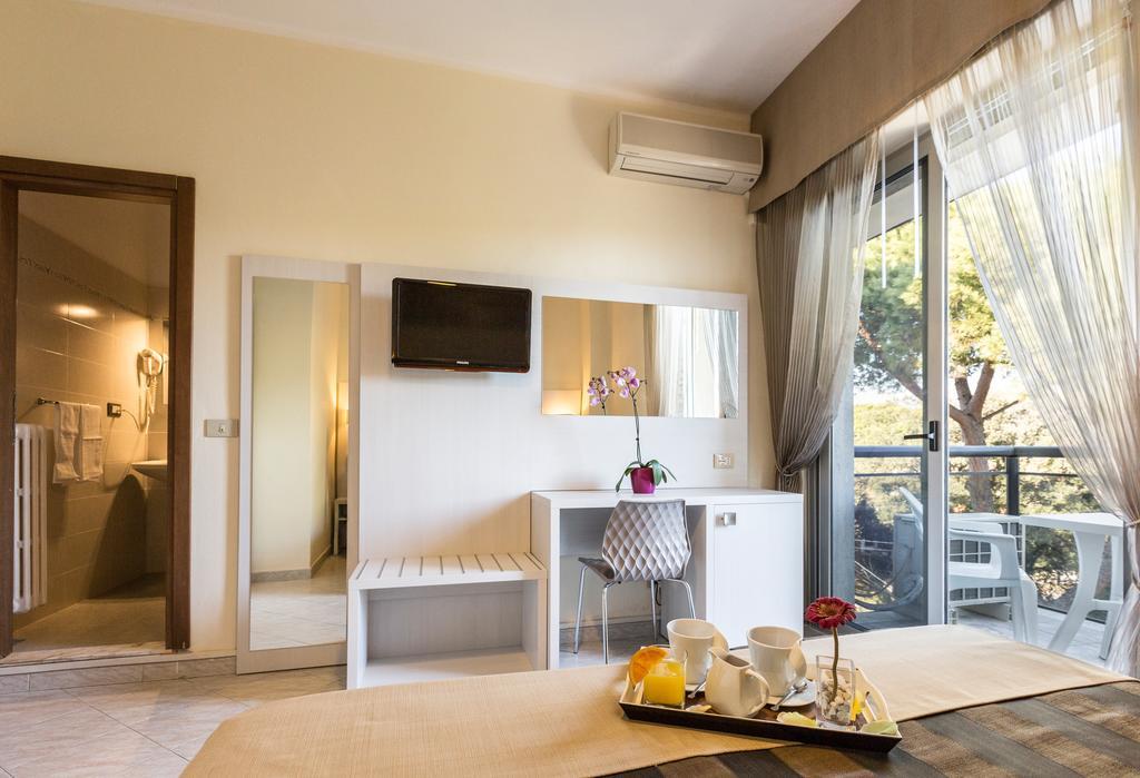 Hotel King Marina di Pietrasanta Room photo